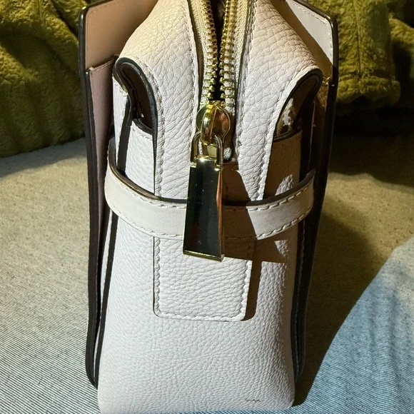 Michael Kors Women's Blush Pink Wallet and Purse - Picture 14 of 16